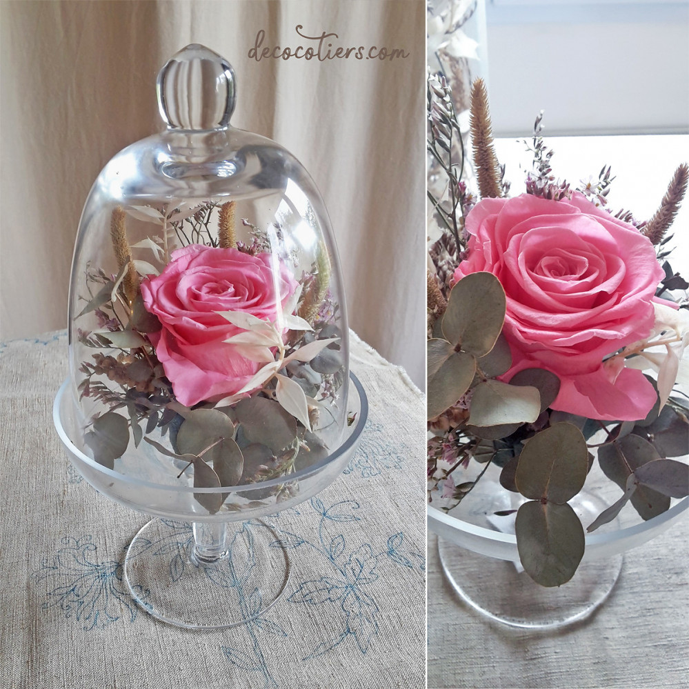 « Cloche sur pied en verre avec rose éternelle et fleurs séchées » (copie)