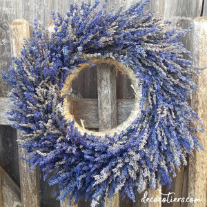 « Adorable couronne aux trois couleurs de lavande en 35 cm »